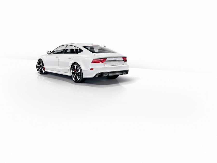  Audi RS7 Sportback Exclusive Dynamic Edition 2014 года  (фото 2 из 15)
